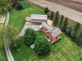 394 Game Farm Rd, New Castle, PA 16101