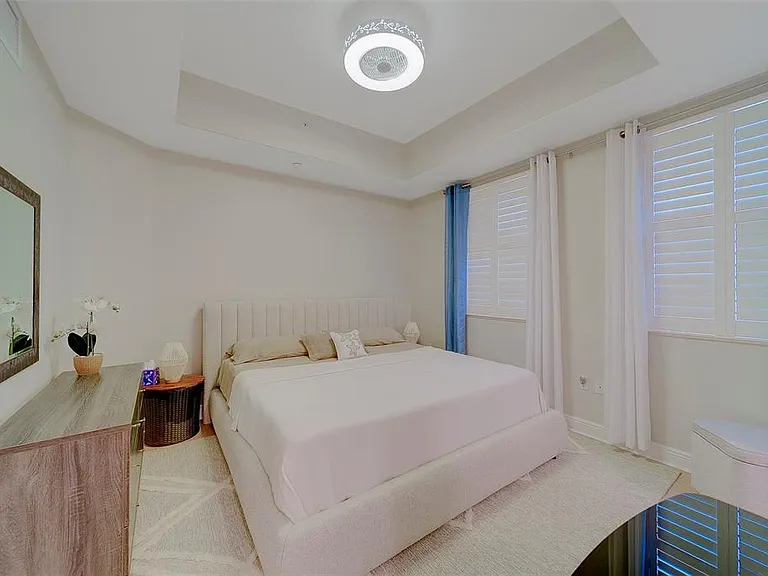 17735 Gulf Blvd #501 — Photo 35