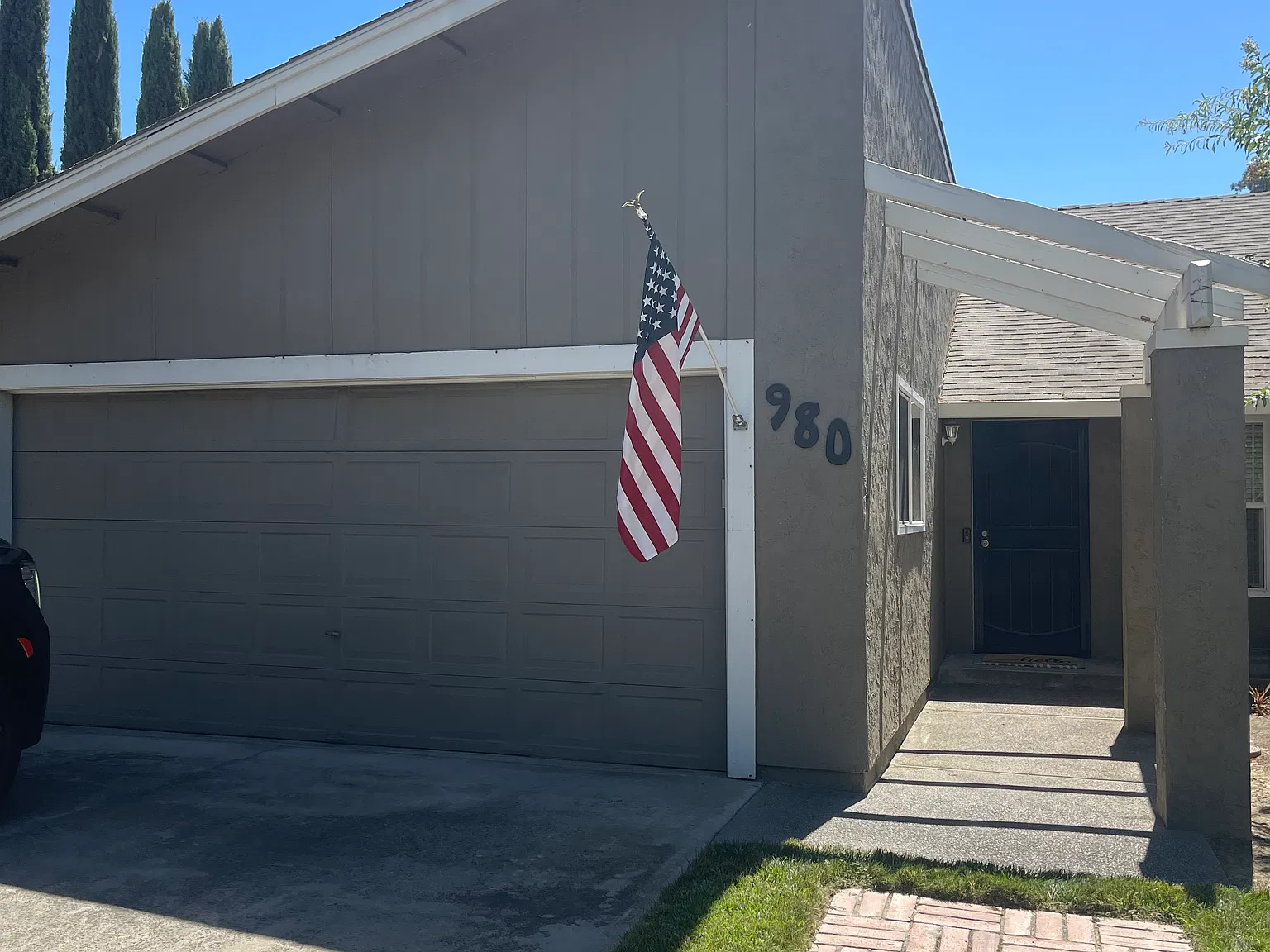 3 bed, 1572 sqft, $2,800 — Photo 1
