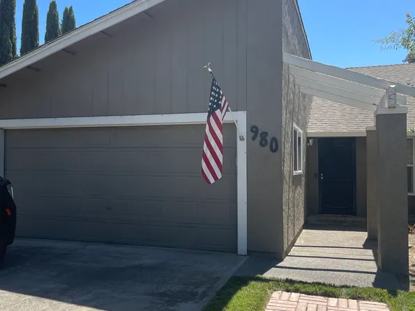 980 E Monte Vista Ave, Turlock, CA 95382