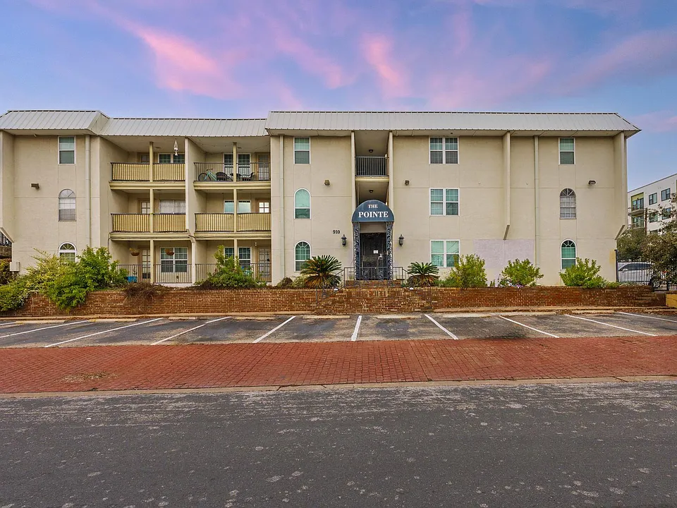 910 Duncan Ln #50