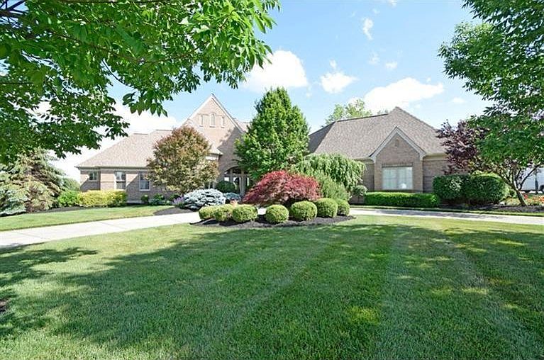 1st image of 4922 Maxwell Dr