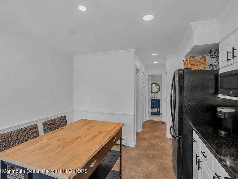 64 Curtis Ave — Photo 26