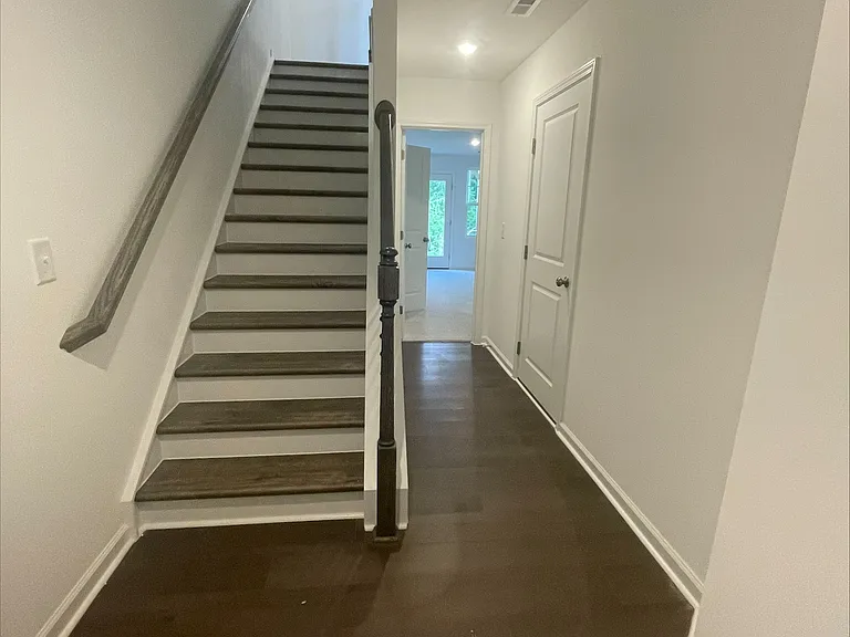 3124 Gypsum Dr — Photo 4