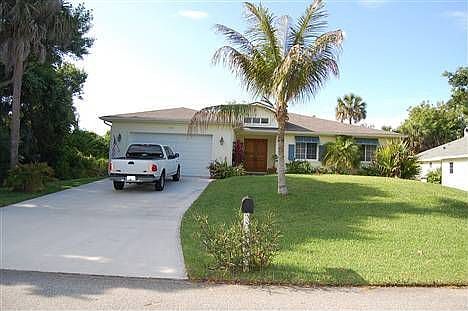1st image of 250 Ibis Dr