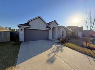 3048 Pampaneria Dr, Conroe, TX 77301