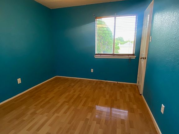 4th image of 2310 Tracey Ann Ln