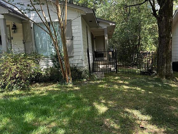 2nd image of 4318 Dunn St