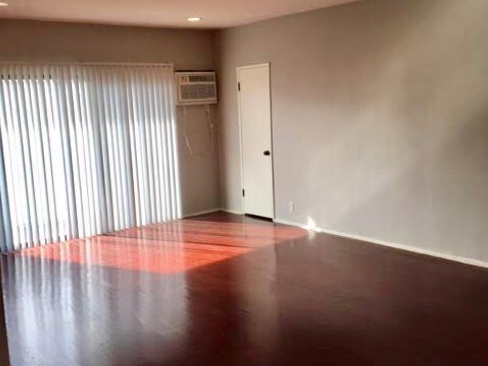 1st image of 1050 N Ogden Dr APT 8