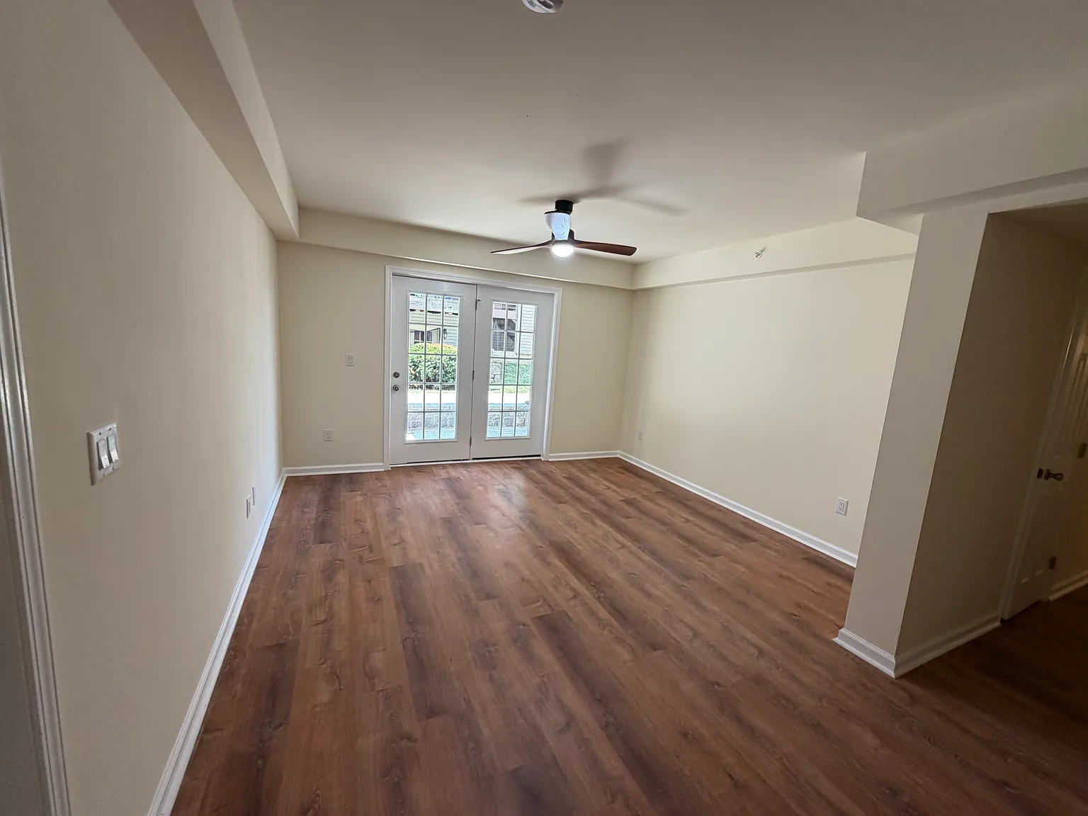 2 bed, 936 sqft, $1,450 — Photo 3
