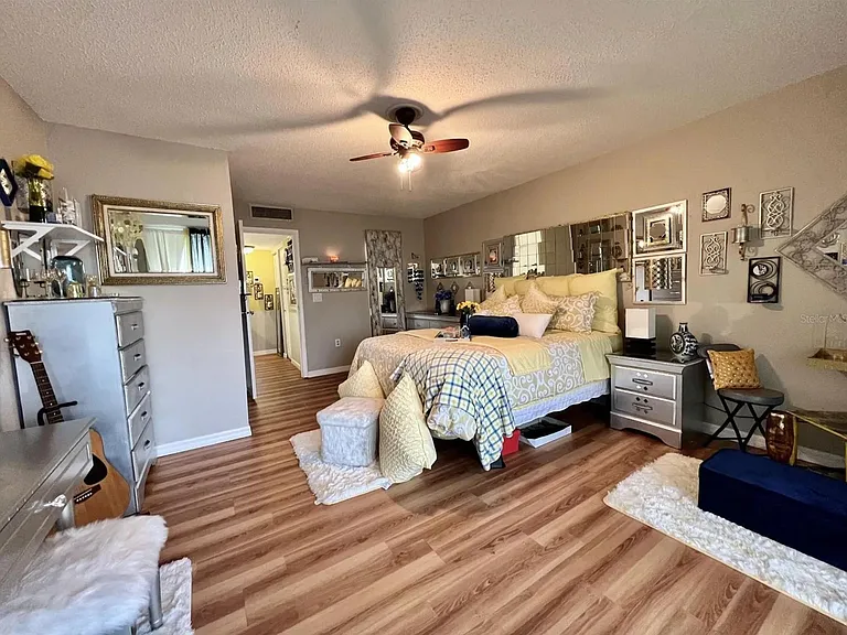 707 SW 75th St #106 — Photo 15
