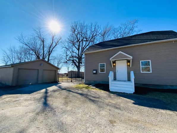 2422 W Atlantic Street, Springfield, MO 65803