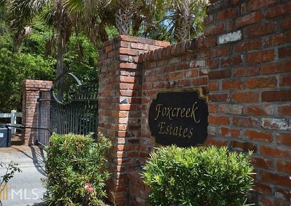 1st image of 74 Foxcreek Blvd