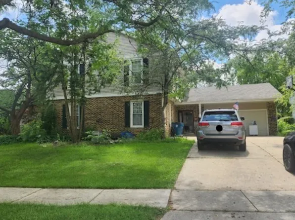 321 Carmelhead Ln, Schaumburg, IL 60193