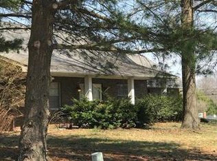 2 Hickory Hill Ln, Glen Carbon, IL