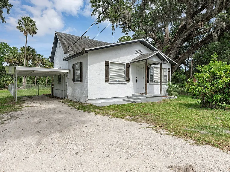 611 Marion St — Photo 1