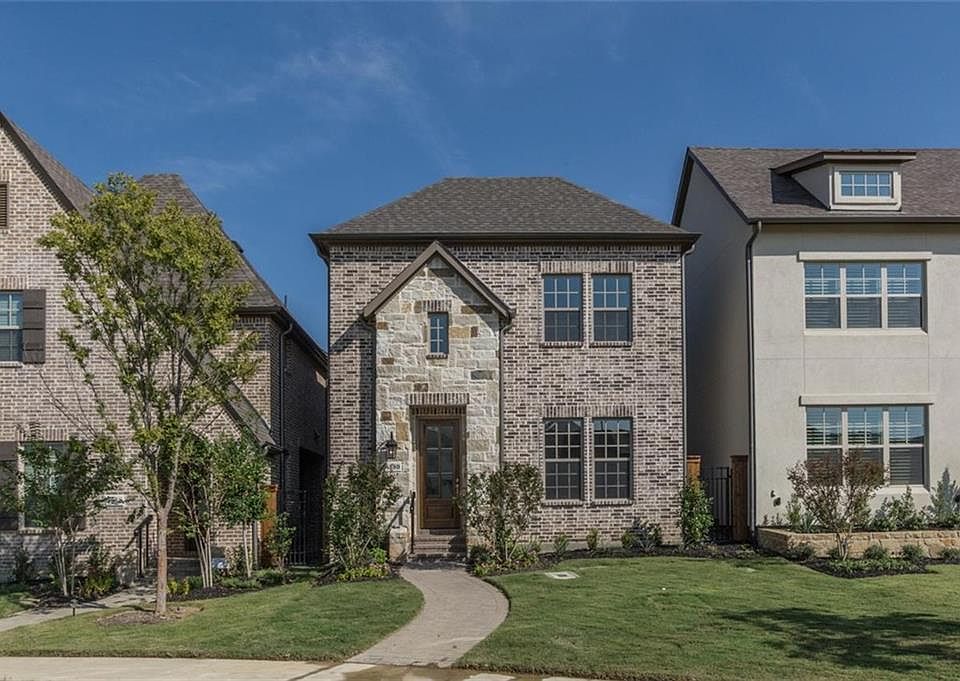 1st image of 4880 Isleworth Dr