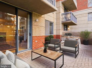 3830 9th St N APT 107W, Arlington, VA 22203
