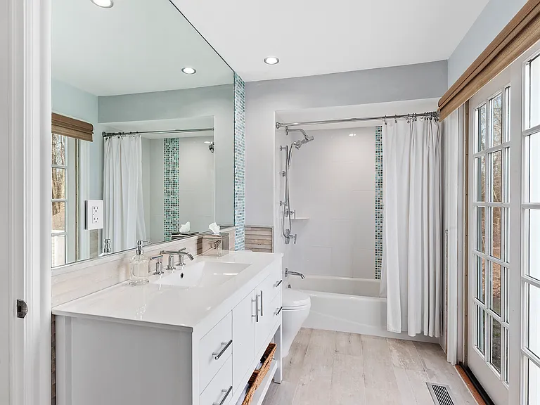 535 Old Sag Harbor Rd — Photo 18