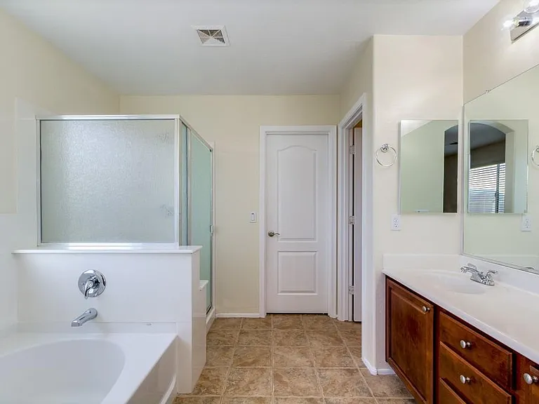 1306 E Birdland Dr — Photo 20