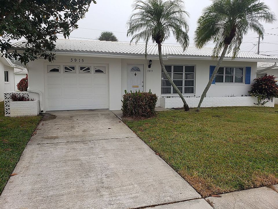 1st image of 3915 Mainlands Blvd N #3