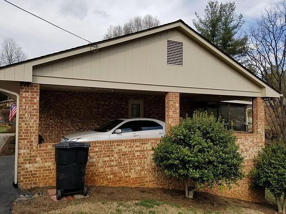 5th image of 2668 Willowlawn St