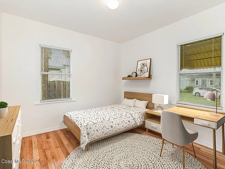 533 E Lincoln Ave — Photo 15