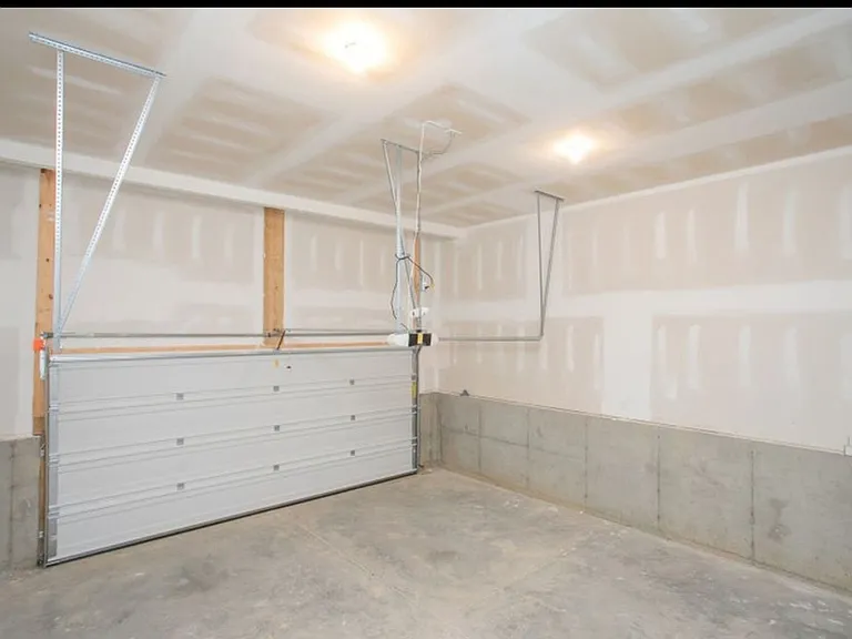 448 Jet Stream Dr — Photo 36