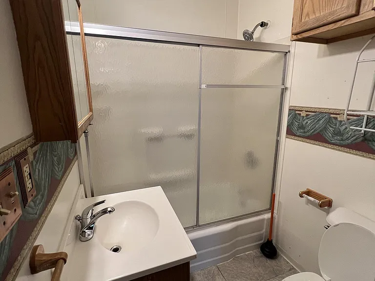 917 Linden Grove Ave #2 — Photo 8