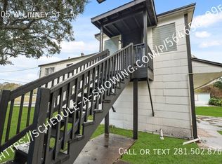 105 W Linney St #5, Dayton, TX 77535