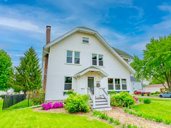 1101 E Main St, Stoughton, WI 53589