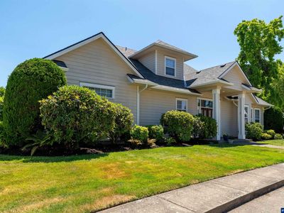2030 Chase Loop SW, Albany, OR, 97321