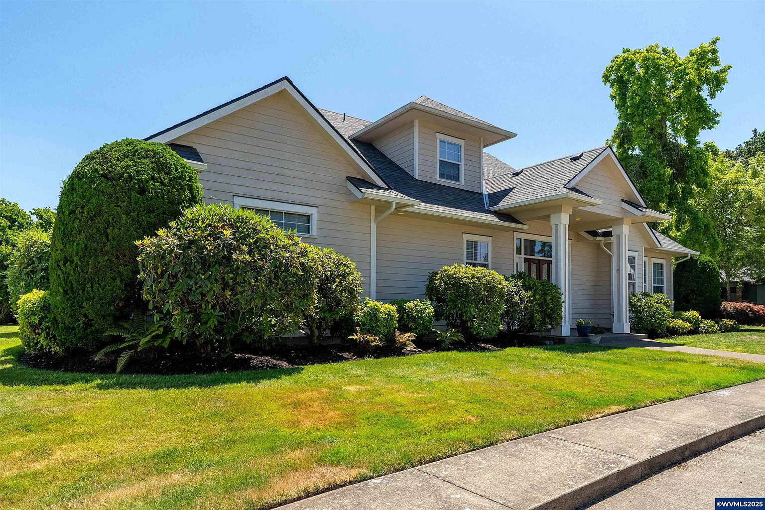 2030 Chase Loop SW photo 1