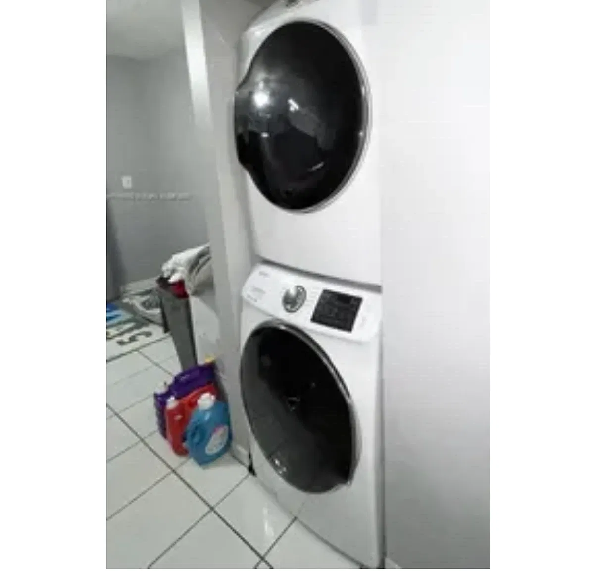 2 bed, 2.5 bath, 962 sqft, $2,500 — Photo 3