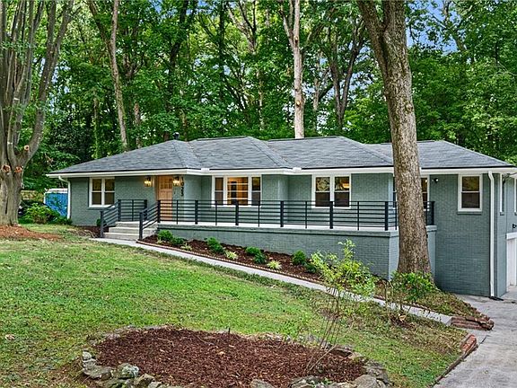 2nd image of 1023 Milam Cir