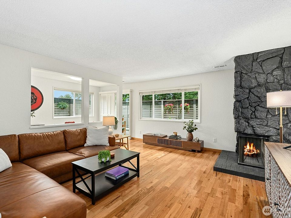 1st image of 9523 NE 180th Street #A102