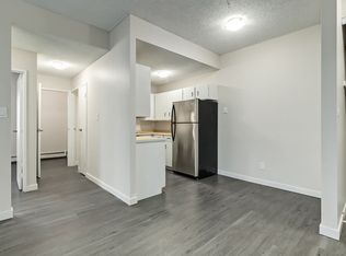Mayfair Manor, Medicine Hat, AB T1A 8C2