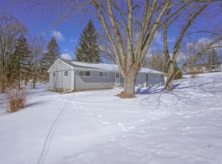 324 Ridge Rd, Palmyra, WI 53156