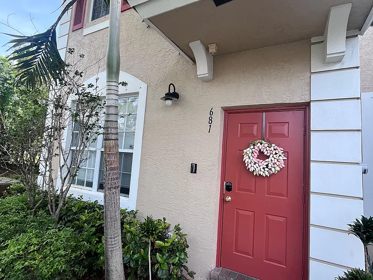681 NW 42nd Ave — Photo 28