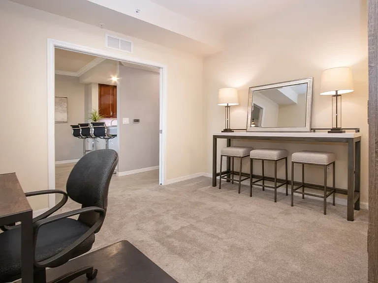 5548 Palmer Cir #102 — Photo 33