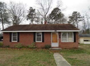 1457 E Chaloner Dr, Roanoke Rapids, NC 27870