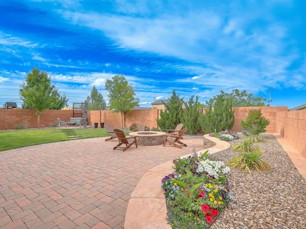7017 Cleary Loop NE, Rio Rancho, NM 87144