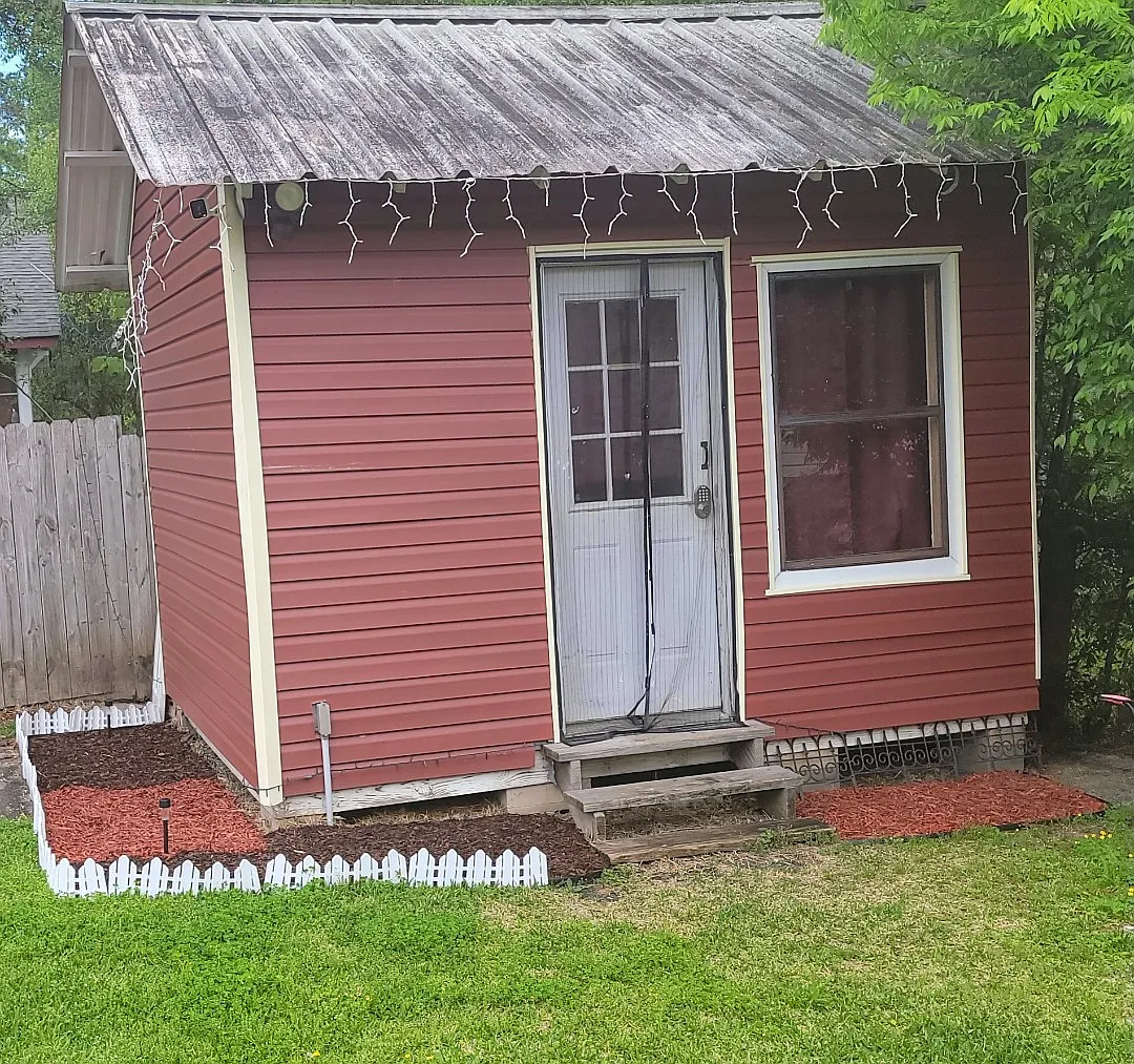 E Beech St, Cochran — Photo 3