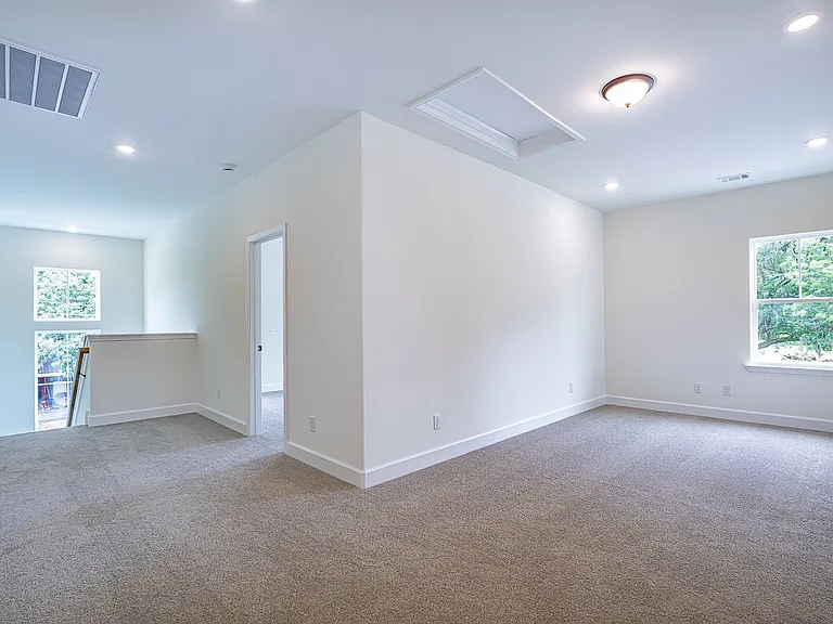 252 Weathersbee St — Photo 10