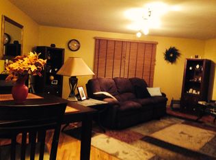 117 Iron Oak Cir, Liverpool, NY 13088