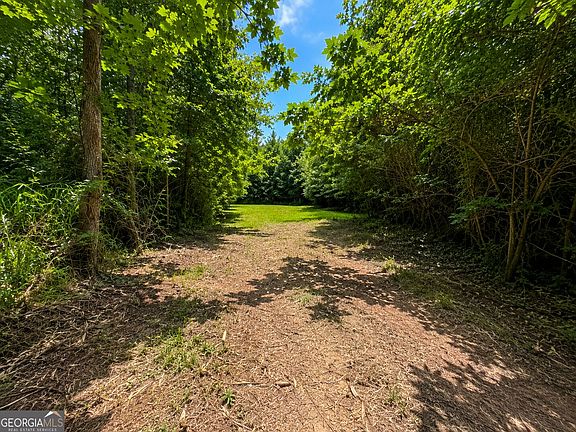 5th image of Cochran Rd
