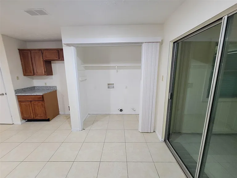 2034 Village Park Dr — Photo 12