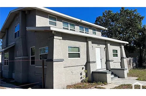 1920 17th St S Photo 1