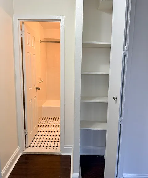44 Sidney Ave W #10P — Photo 8