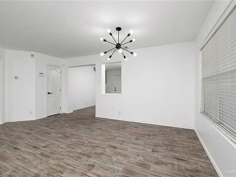 4104 Petunia Ave — Photo 4